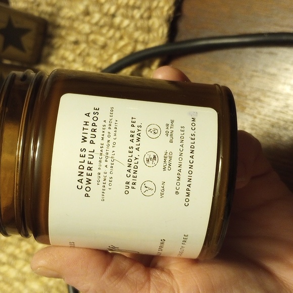 Companion candle spring things scent 7.5oz agave and Jasmine, paraffin - Picture 3 of 5